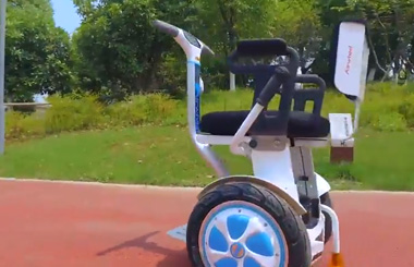 Airwheel A6Ts smart electric wheelchair
