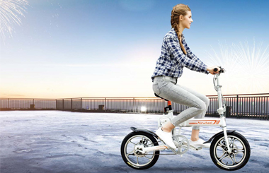 Airwheel R5 portable electric bike for sale.